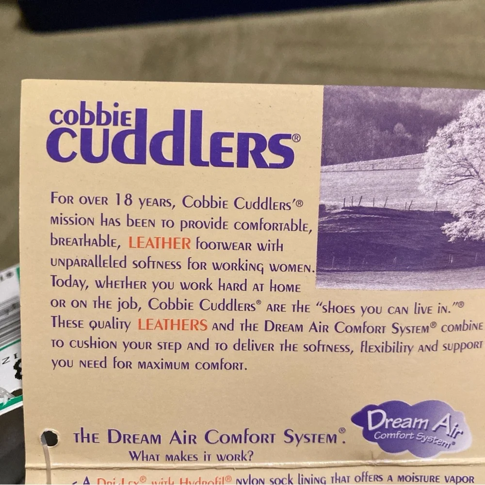 NIB Cobbie Cuddlers Vintage 80s Leather Walking Shoe Sneaker White Size 8